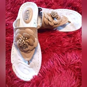 Cliffs by White Mountain